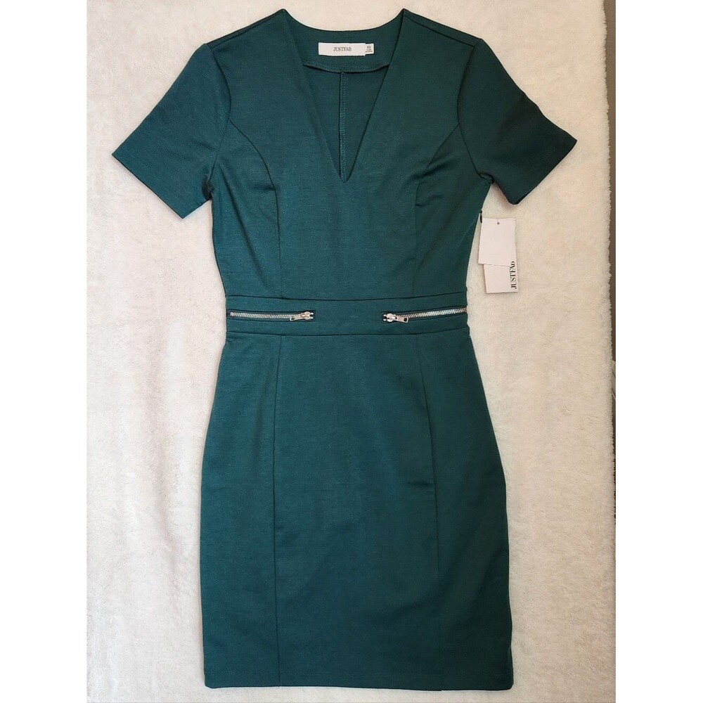 JustFab Short Sleeve Mini Dress with Waist Zips. Size XS NWT!